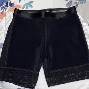 Brand new never worn. Bbl shorts from Elegant Figure